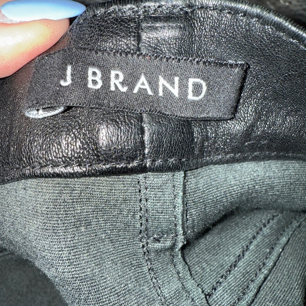 J Brand Black Mid-Rise Skinny Lamb Leather Pants (26 or US 6) - Picture 6 of 8